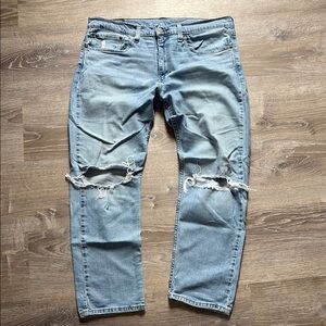 Distressed Levi 502s men’s 36/30